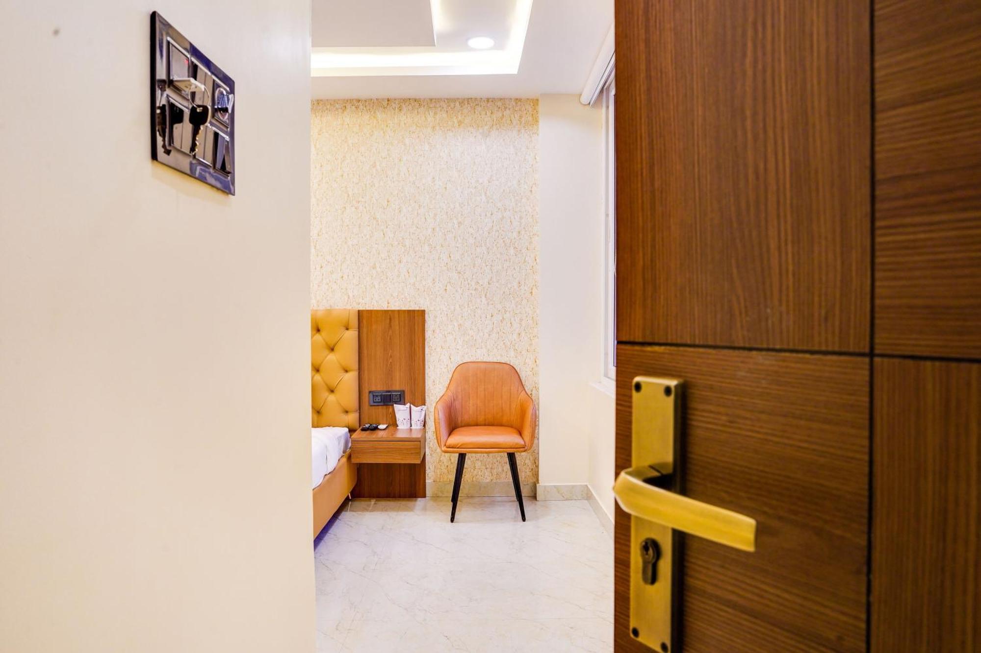 Hotel O Anjaney Palace Bhopal Zewnętrze zdjęcie
